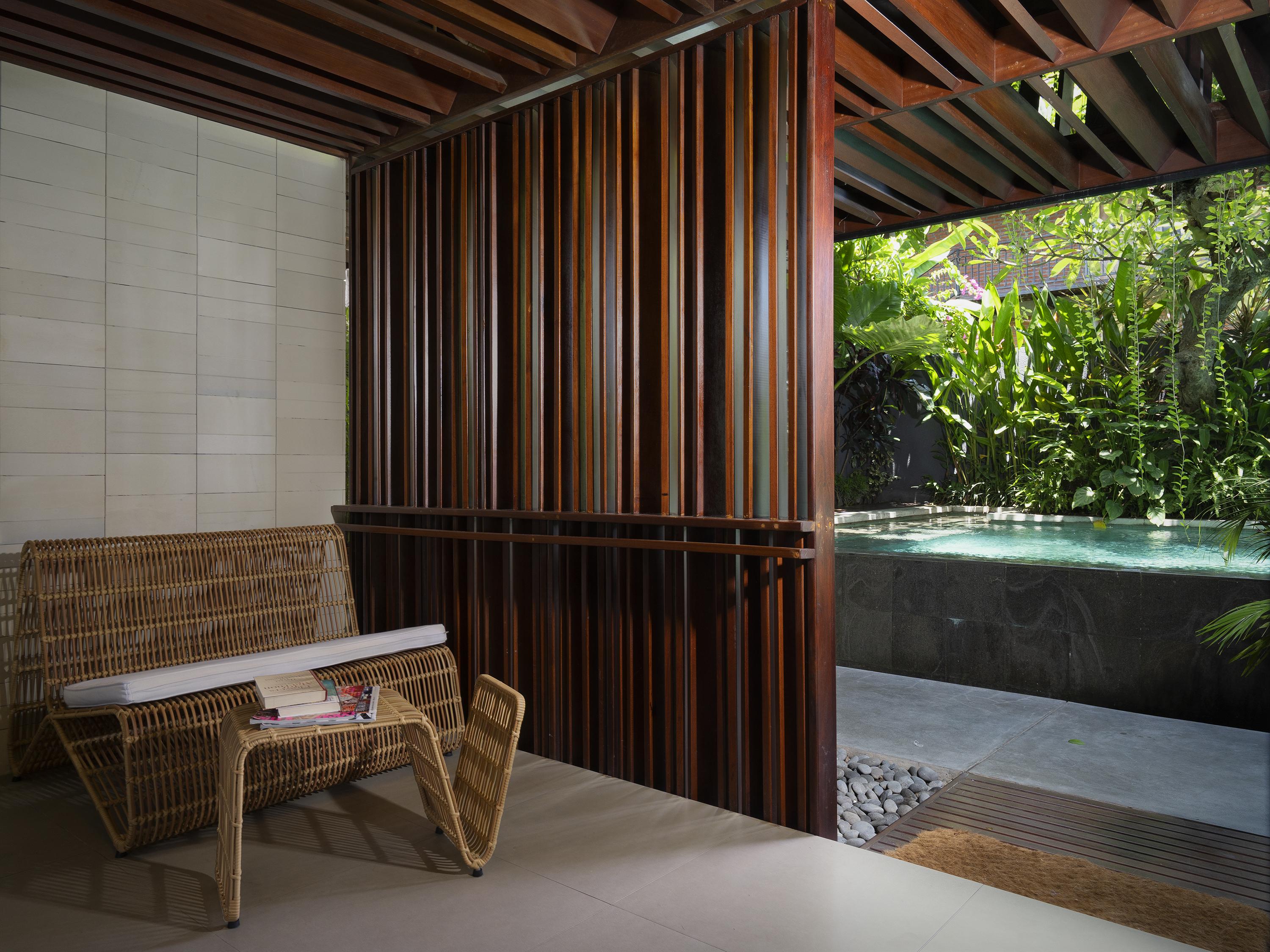 The Kemilau & Bali Hotel 3*
