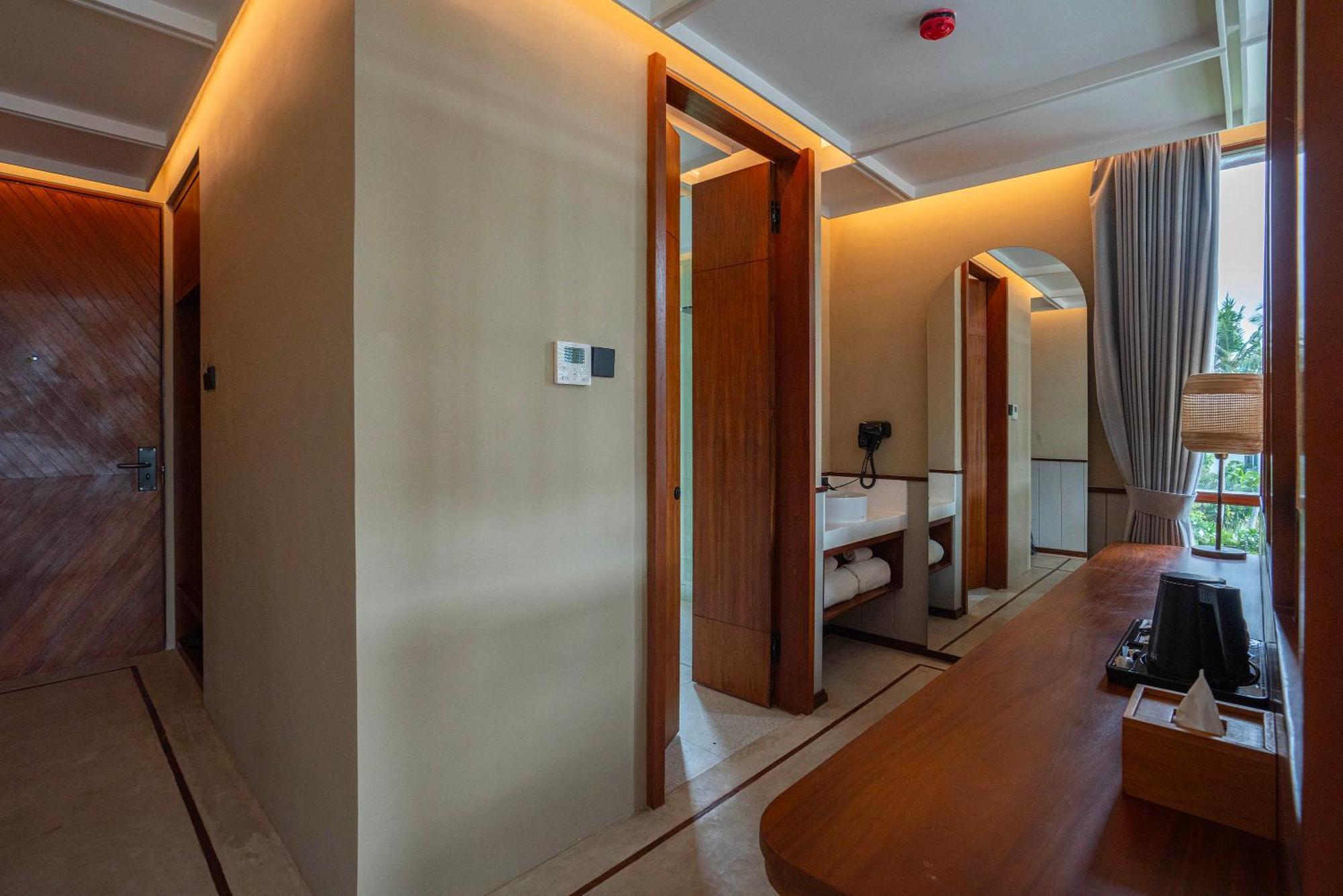 The Kemilau & Bali Hotel